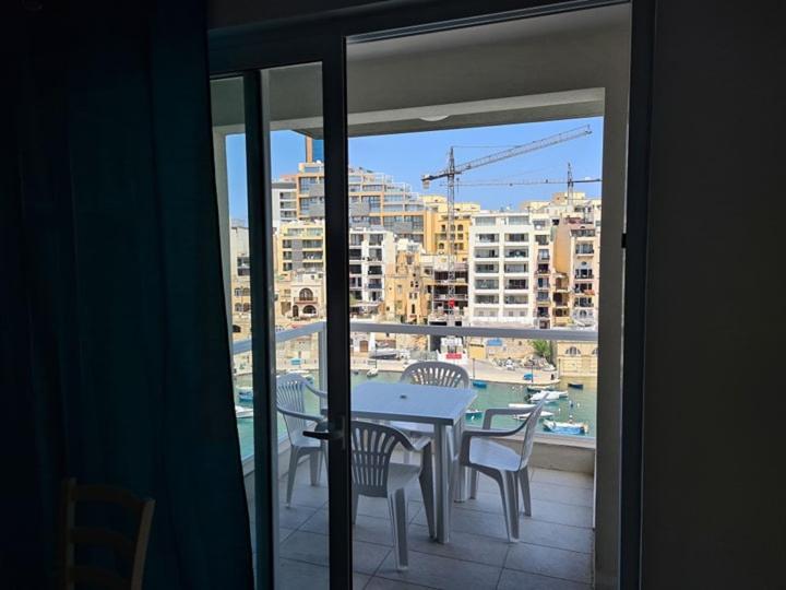 St Julians Bay Sea Front Apartments Saint Julian's Eksteriør billede