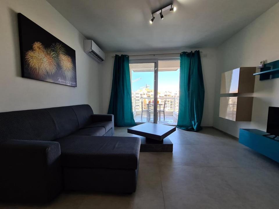 St Julians Bay Sea Front Apartments Saint Julian's Eksteriør billede
